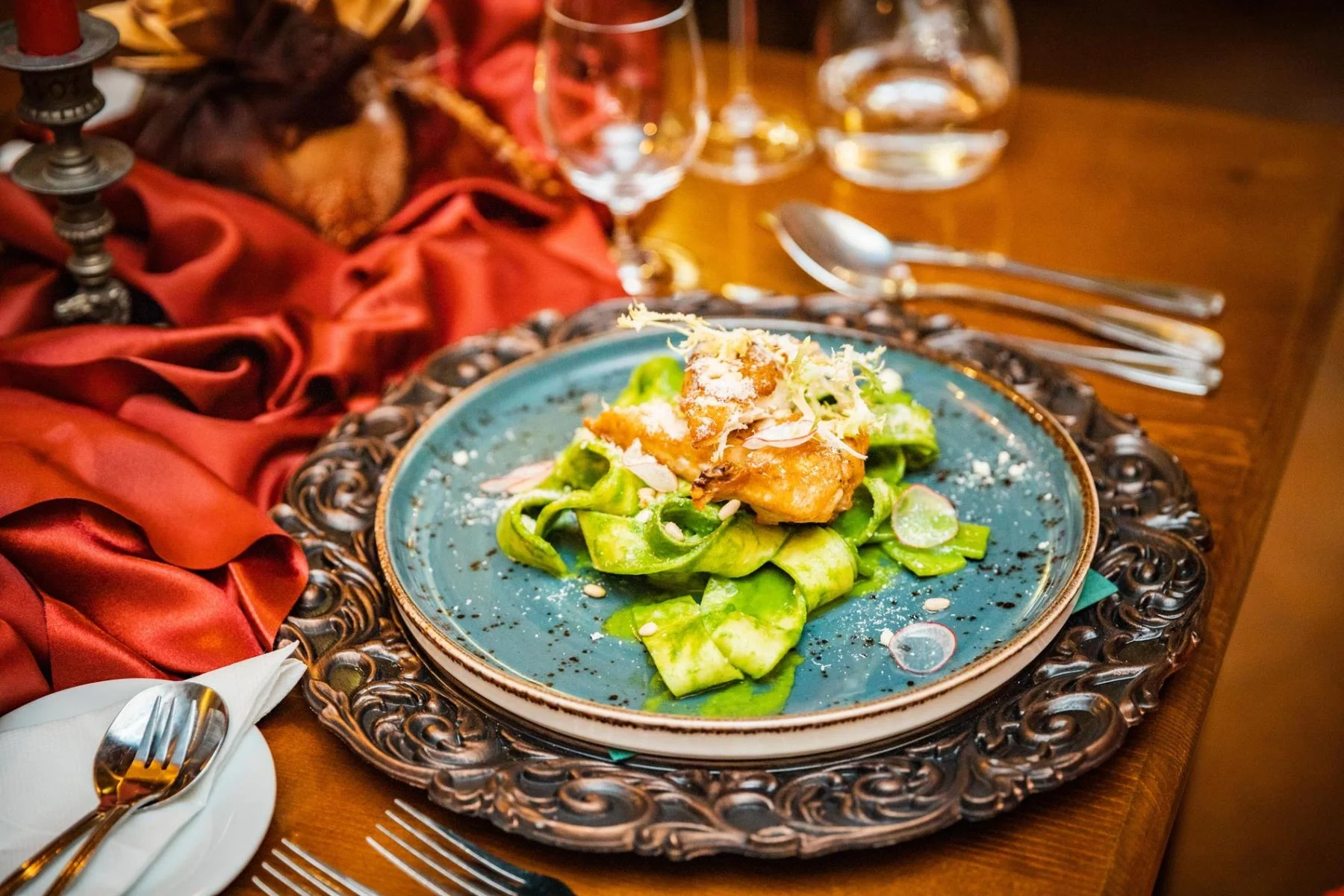 Miesta s príbehom a gastronómiou